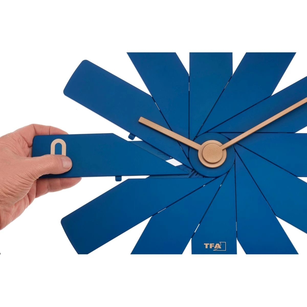TFA Dostmann Wecker Clock in the box Wanduhr